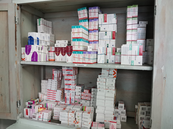 лекарства в аптеках