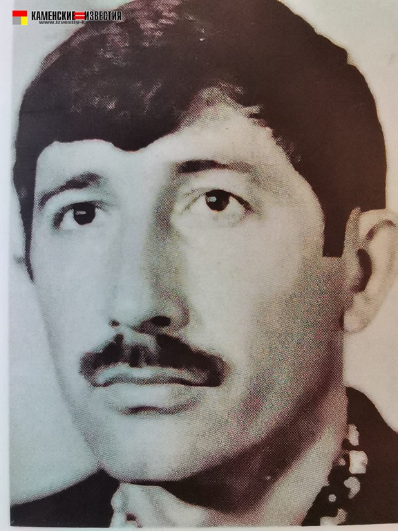 поэт Иван Усатов